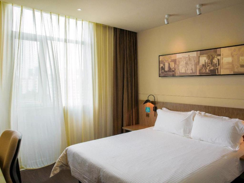 Jinjiang Inn Select Foshan Nanhai Guicheng Metro Station Luaran gambar